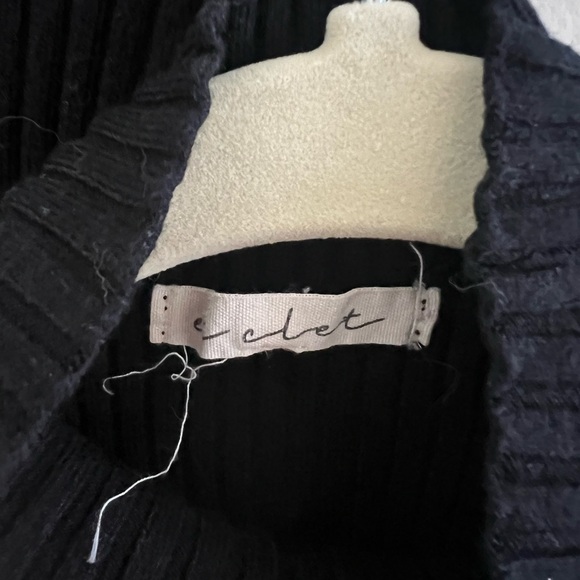 Black Ribbed Knit Set - Picture 5 of 6